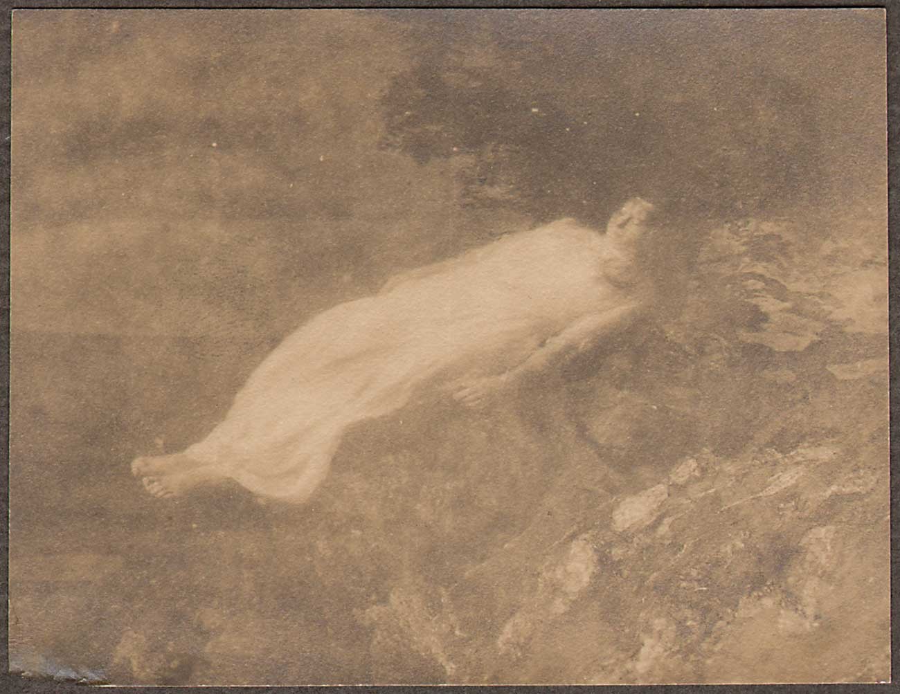 Mermaid Study : Submerged