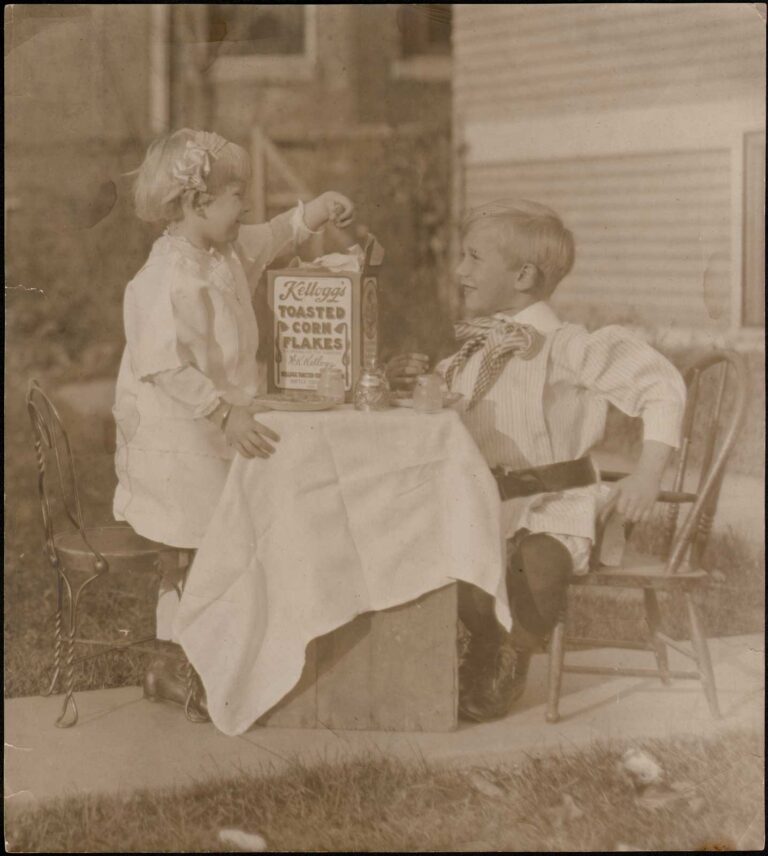 Children Enjoy Kellogg’s Toasted Corn Flakes