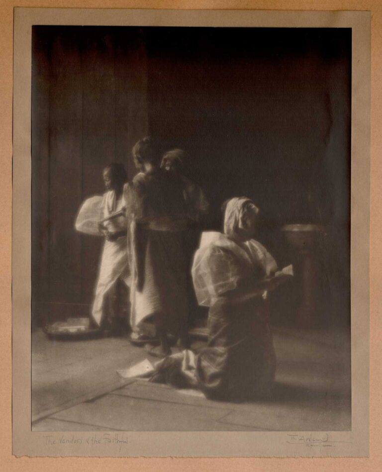 The Vendors & the Faithful