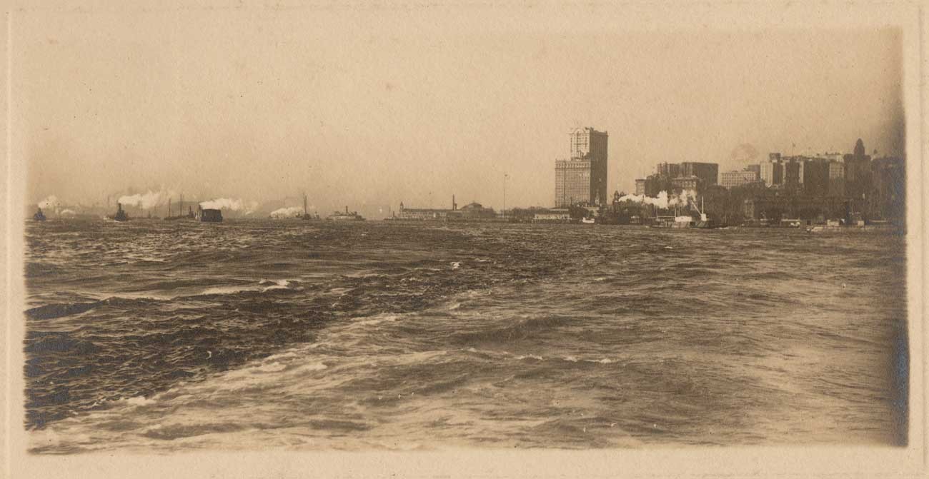 Tip of Manhattan from East River