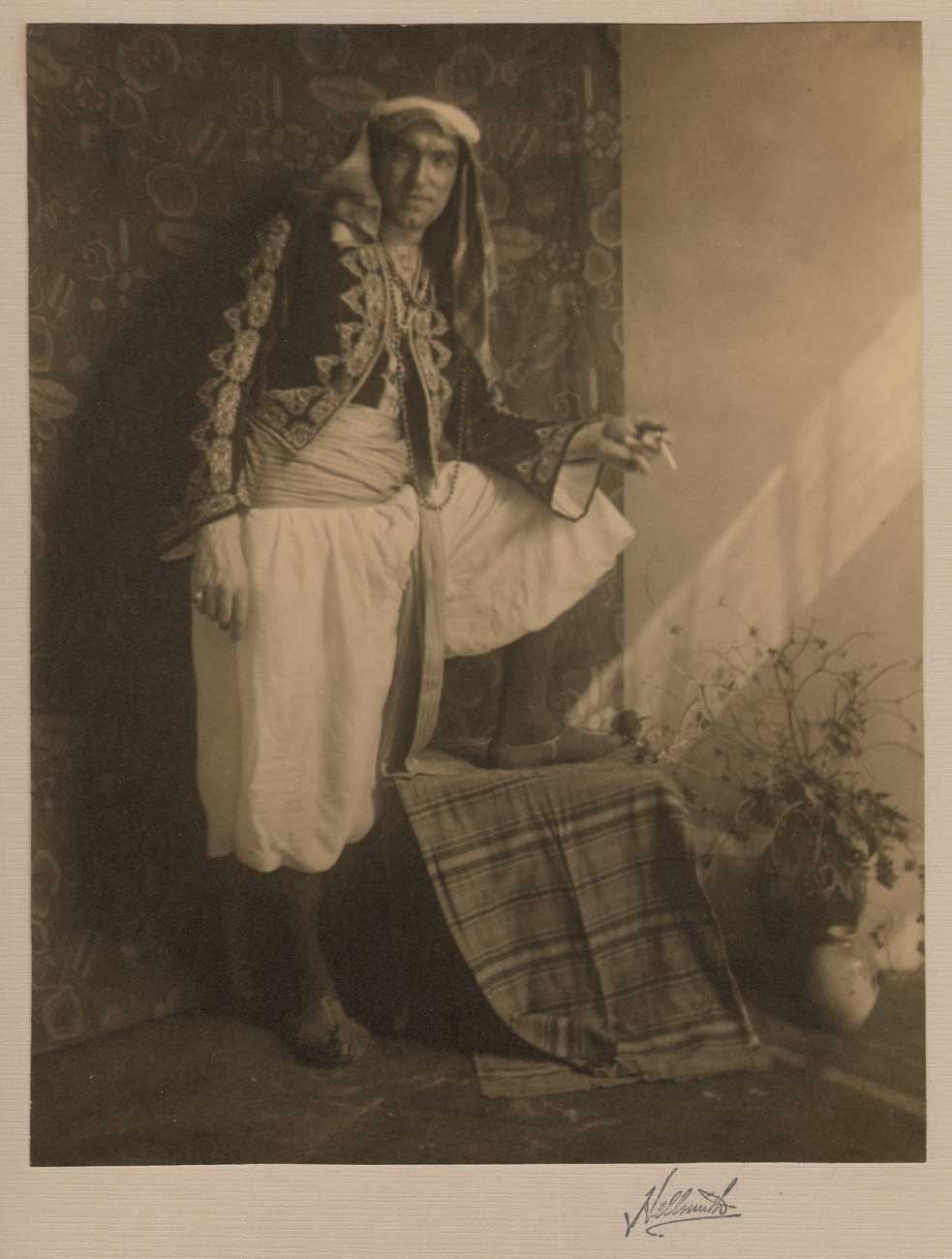 Full Length Oriental Study