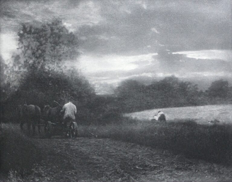 The Fading Smile of Closing Day