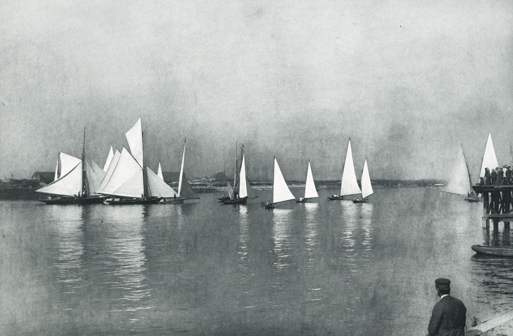 Départ matinal de Régates