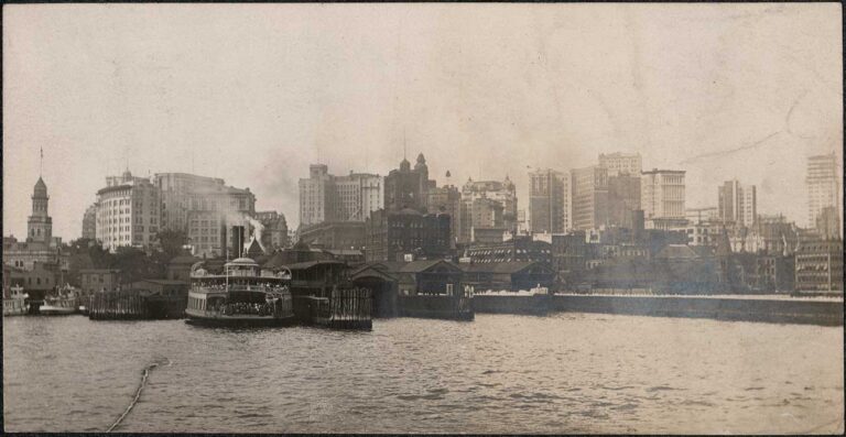 Staten Island Ferry Terminal from East River