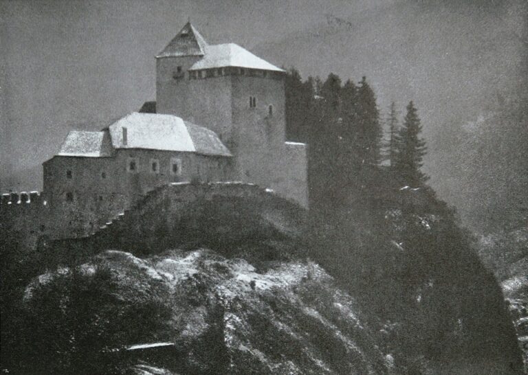 Burg in Tirol