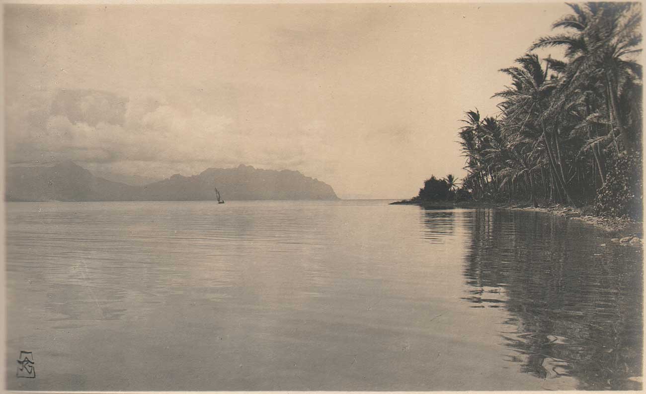 The fleecy clouds sail to and fro…