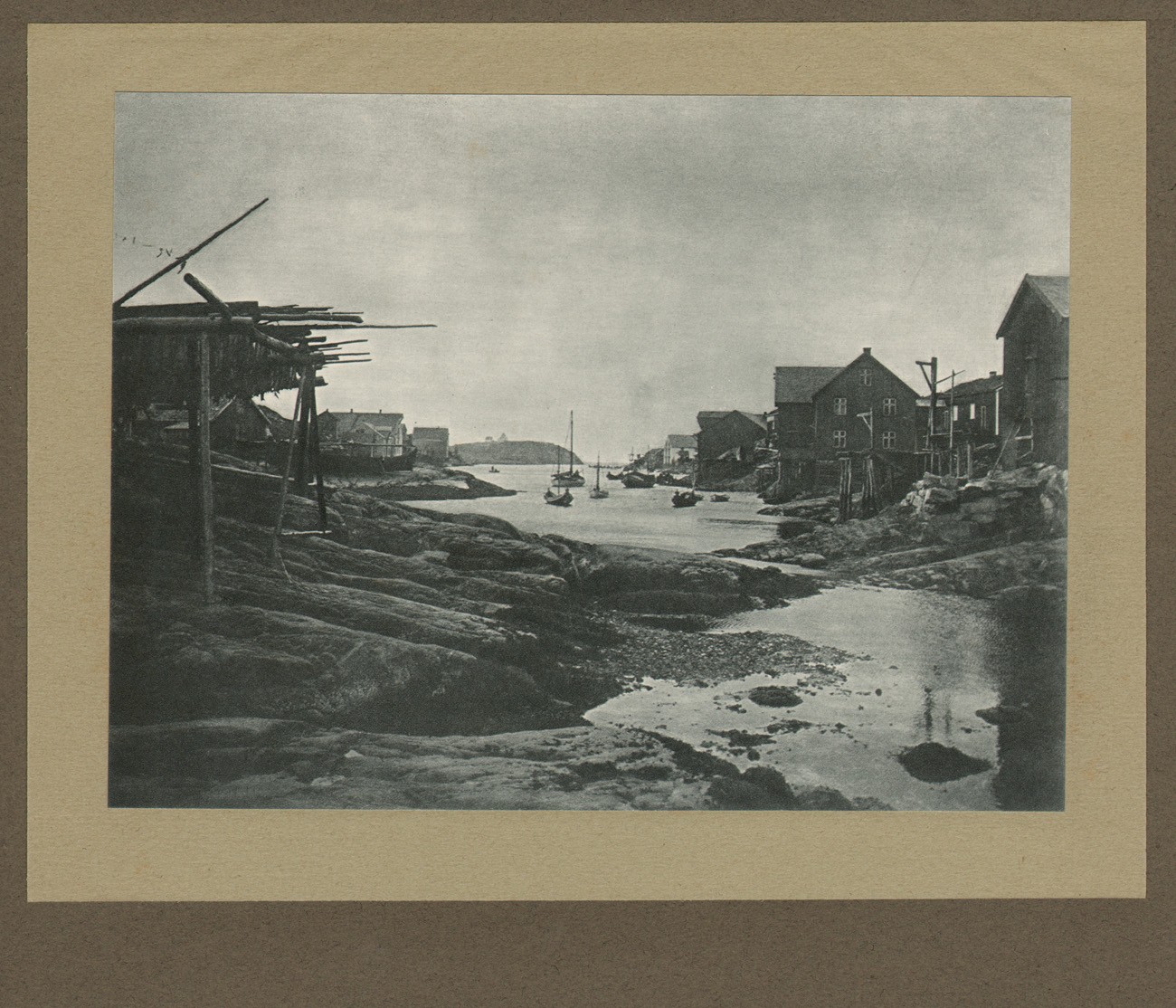 Henningsvoer  (Iles Lofoten)